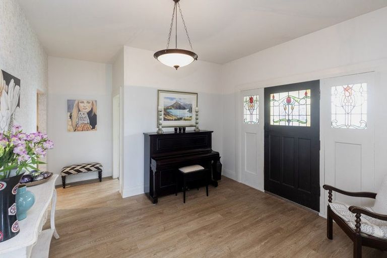 Photo of property in 34 Mays Road, St Albans, Christchurch, 8052
