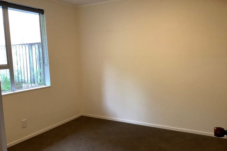 Photo of property in 3a Spruce Grove, Ranui, Porirua, 5024