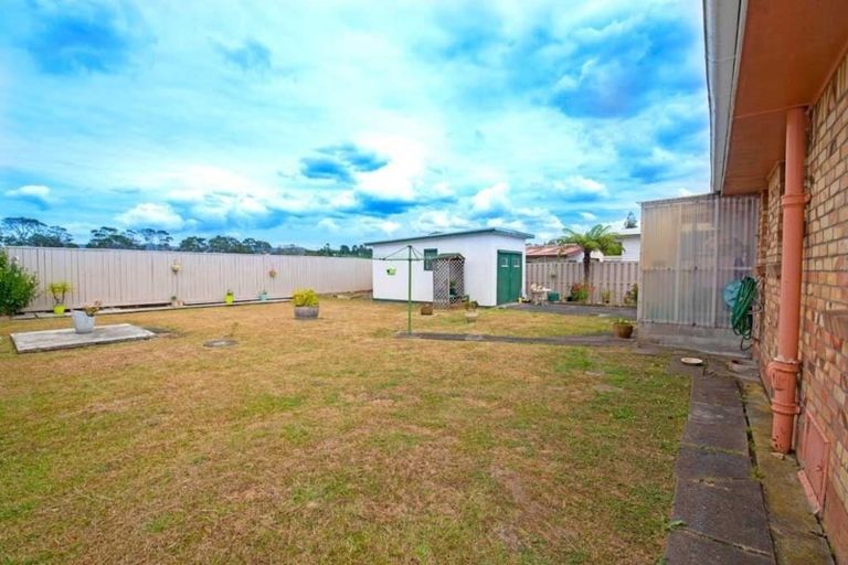 Photo of property in 38 Smythe Road, Henderson, Auckland, 0612