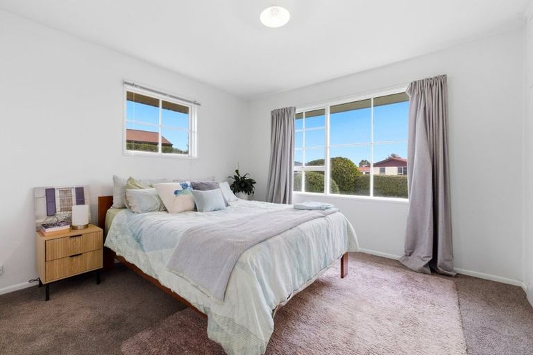 Photo of property in 3 Cowper Place, Avondale, Christchurch, 8061