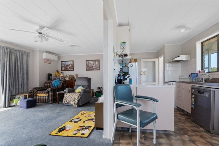 Photo of property in 4 Totara Crescent, Hawera, 4610