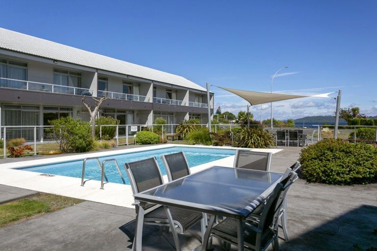 Photo of property in 300 Lake Terrace, Two Mile Bay, Taupo, 3330