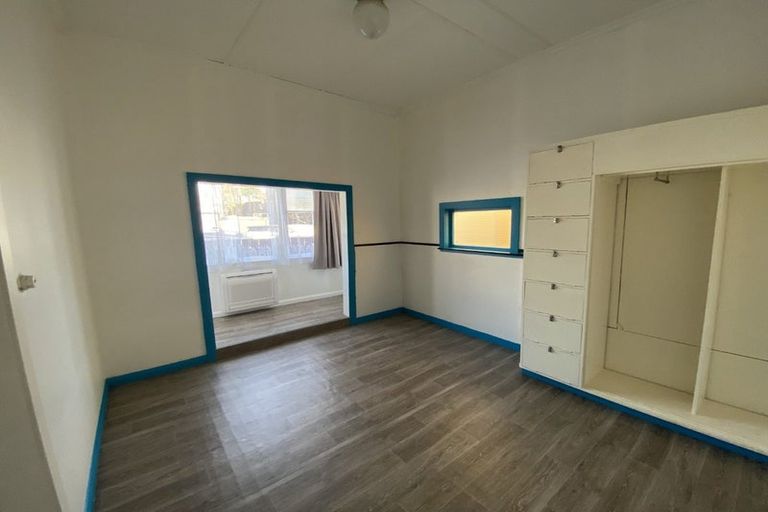Photo of property in 28 Luxford Street, Berhampore, Wellington, 6023