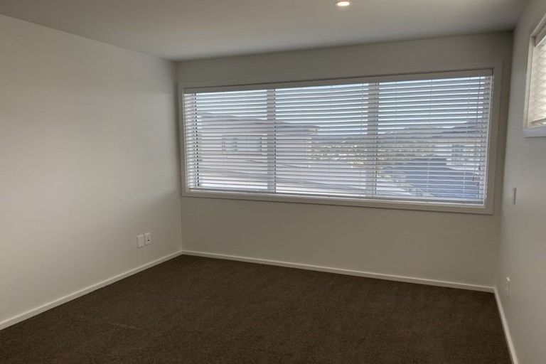 Photo of property in 162a Navigation Drive, Whitby, Porirua, 5024
