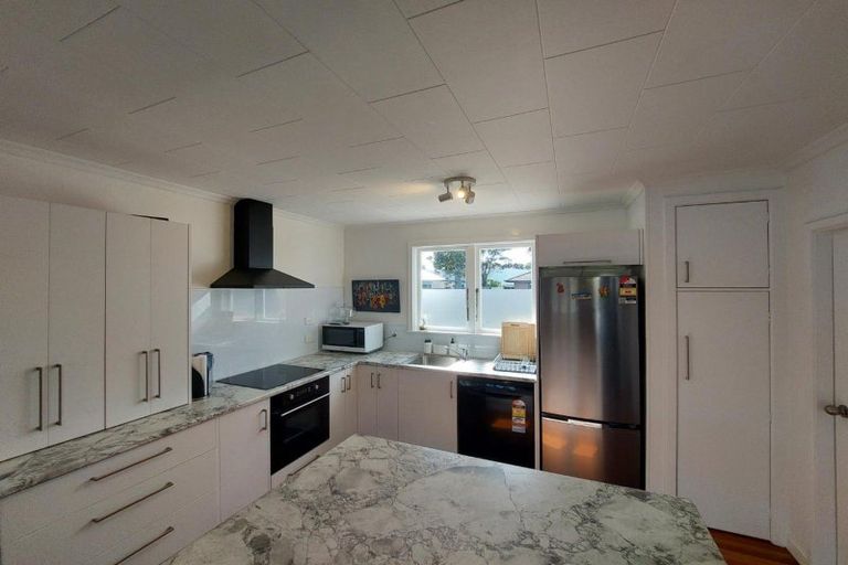 Photo of property in 206 Ngamotu Road, Spotswood, New Plymouth, 4310