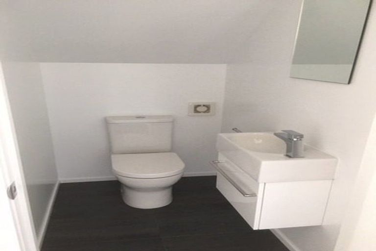 Photo of property in 12 Retallick Place, Flagstaff, Hamilton, 3210