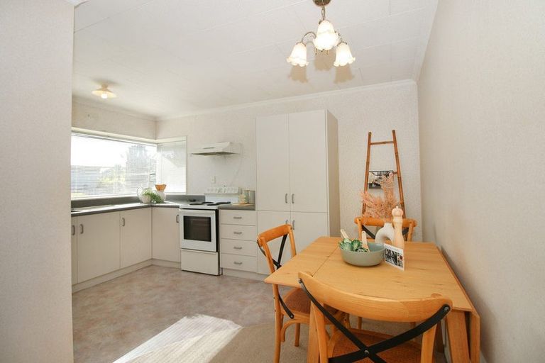 Photo of property in 16a Oaklea Avenue, Marton, 4710