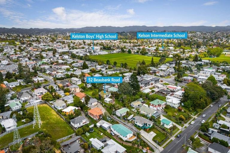 Photo of property in 52 Beaubank Road, Kelston, Auckland, 0602