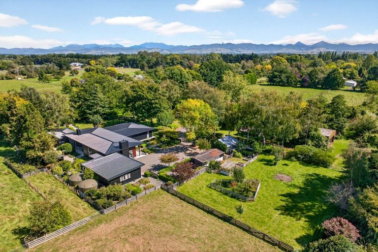 Photo of property in 35 Homebush Road, Homebush, Masterton, 5885
