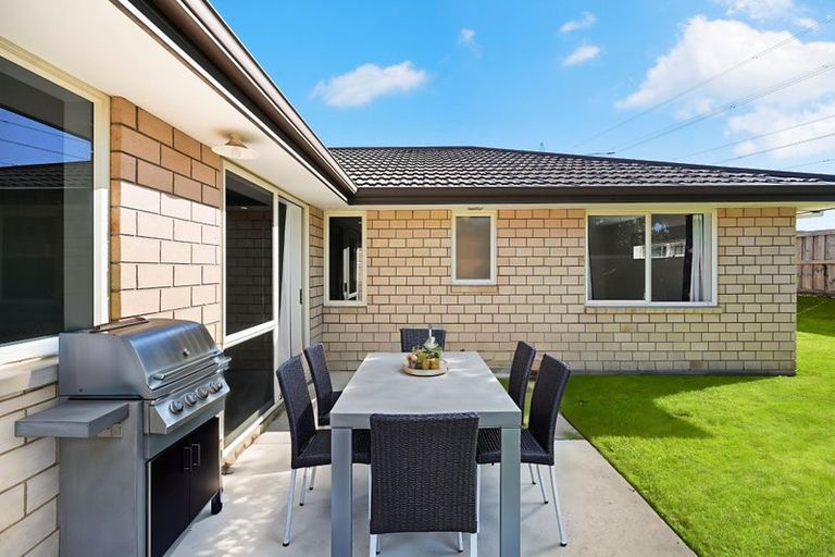 Photo of property in 11 Chancery Close, Hamilton East, Hamilton, 3216