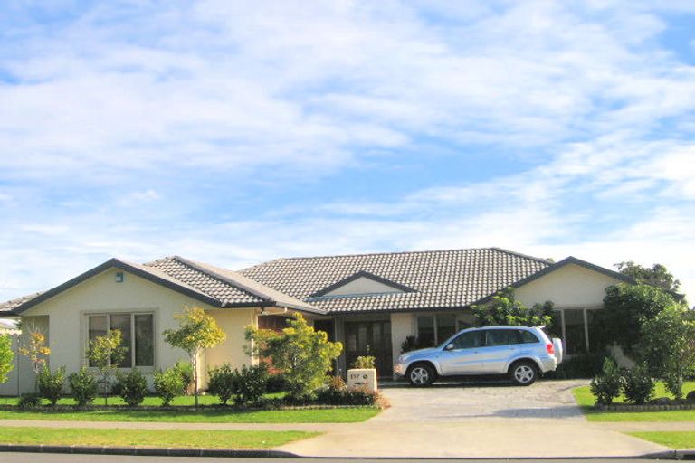 Photo of property in 157 Kilkenny Drive, East Tamaki Heights, Auckland, 2016