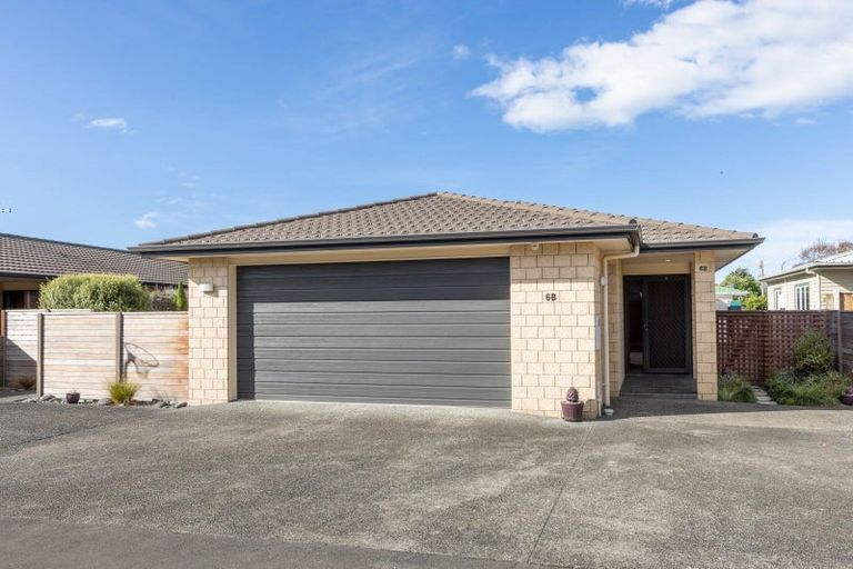 Photo of property in 6b Neeve Place, Taradale, Napier, 4112