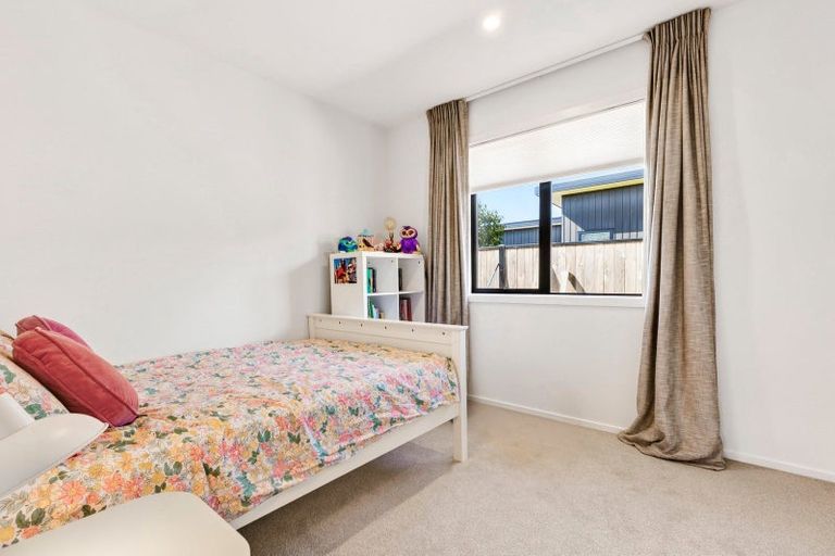 Photo of property in 46 Pounamu Avenue, Albert Town, Wanaka, 9305