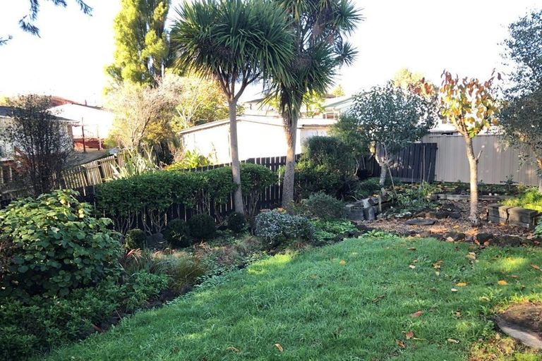 Photo of property in 2/8 Putney Place, Ranui, Auckland, 0612