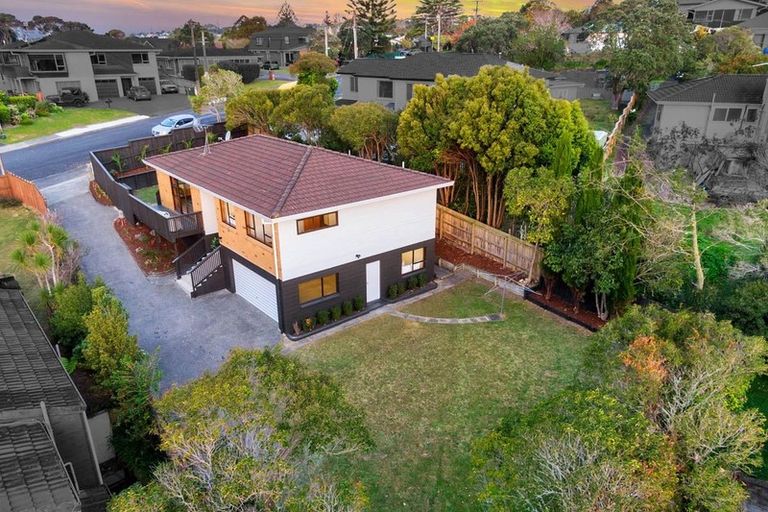 Photo of property in 86 Seaview Road, Glenfield, Auckland, 0629