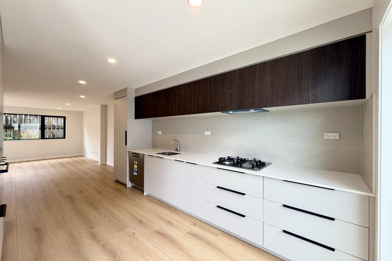 Photo of property in 42b Westgate Drive, Westgate, Auckland, 0614