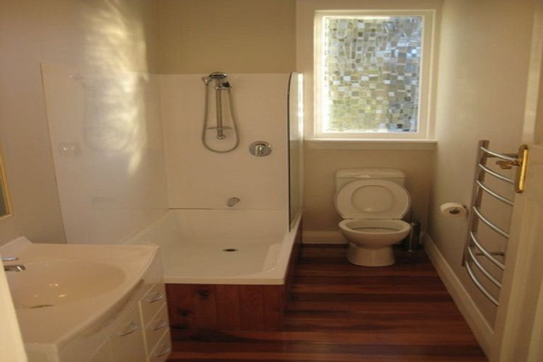 Photo of property in 30 Cecil Road, Wadestown, Wellington, 6012