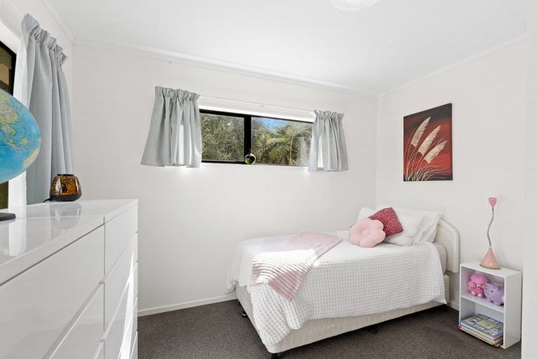 Photo of property in 64 Langana Avenue, Browns Bay, Auckland, 0630