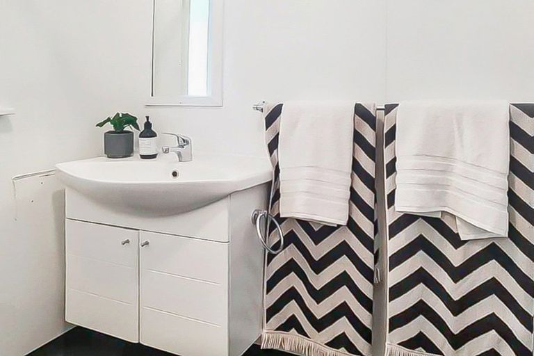 Photo of property in 10 Rira Street, Marton, 4710