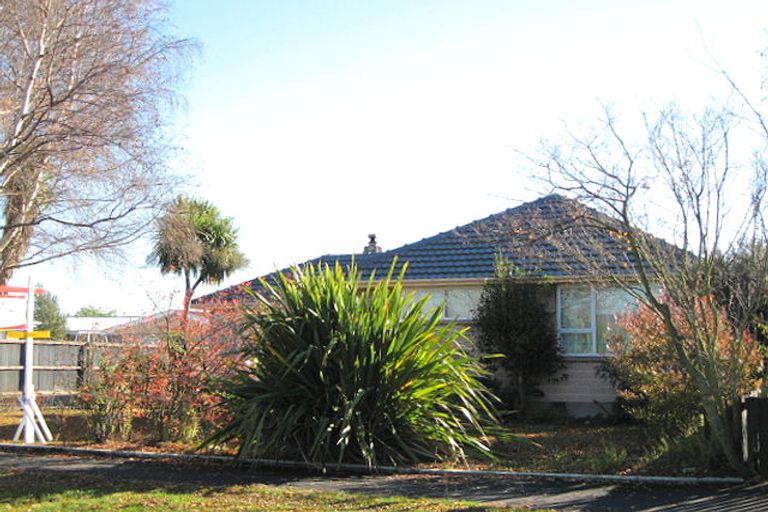 Photo of property in 53 West-watson Avenue, Hillmorton, Christchurch, 8025