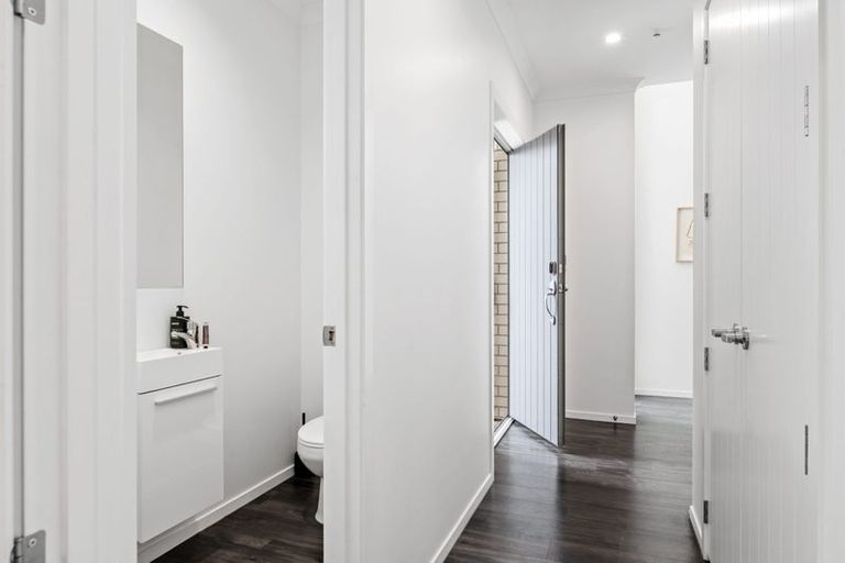 Photo of property in 58u3 Herbert Road, Queenwood, Hamilton, 3210