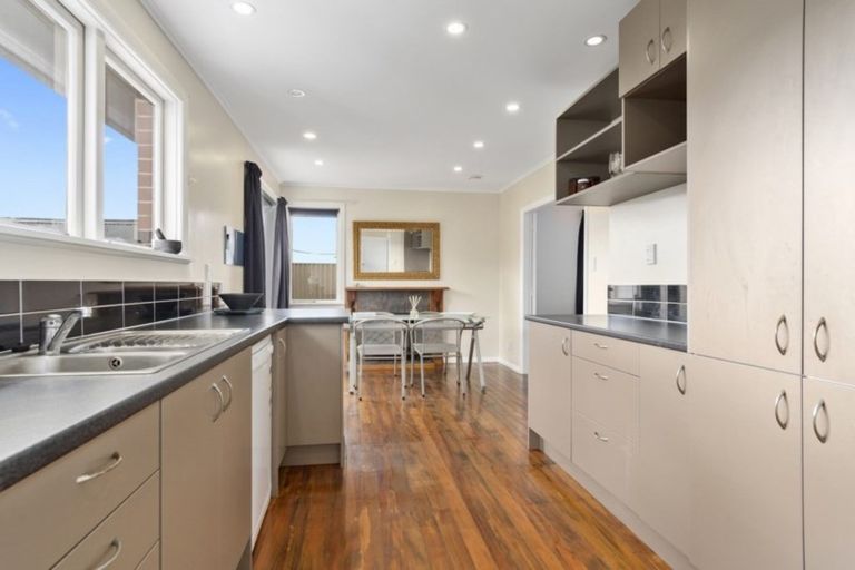 Photo of property in 251 Fergusson Drive, Heretaunga, Upper Hutt, 5018