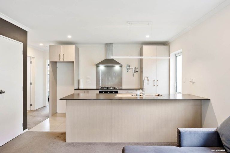 Photo of property in 93 Kuaka Drive, Takanini, 2112