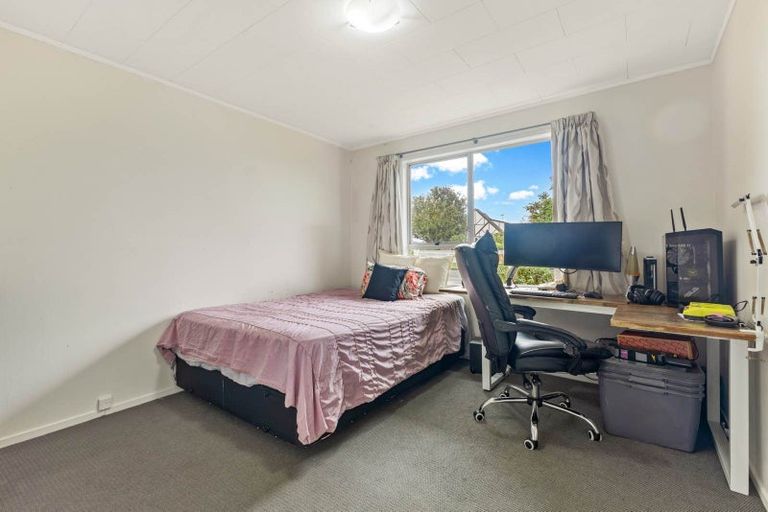Photo of property in 1 Blanche Way, Half Moon Bay, Auckland, 2012