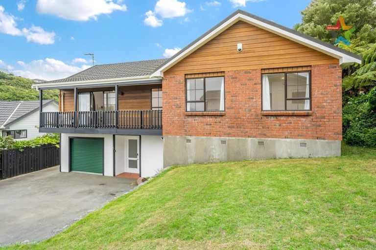 Photo of property in 62 Cortina Avenue, Johnsonville, Wellington, 6037