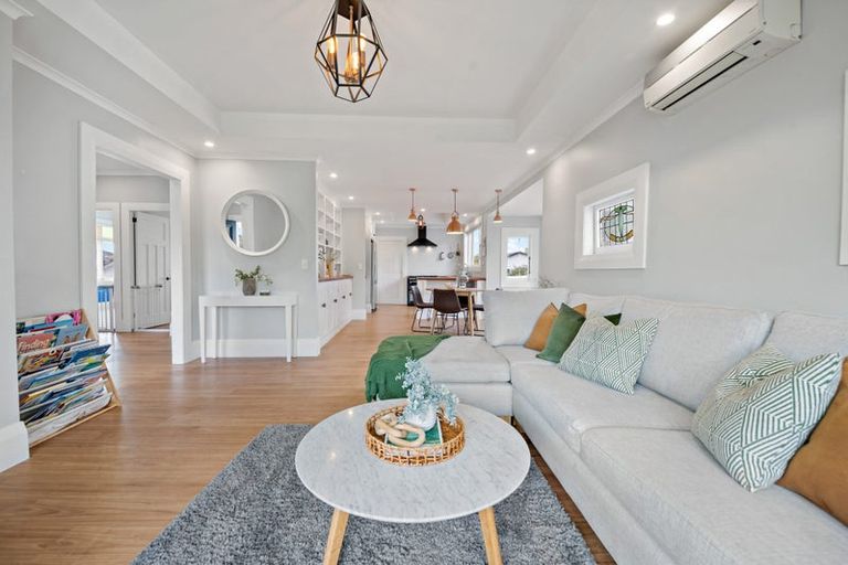 Photo of property in 35 Helvetia Road, Pukekohe, 2120