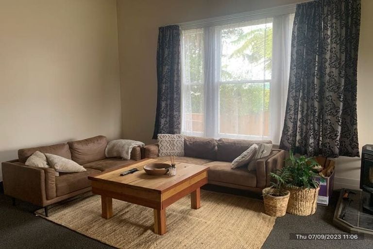 Photo of property in 94 Queen Street, Westport, 7825