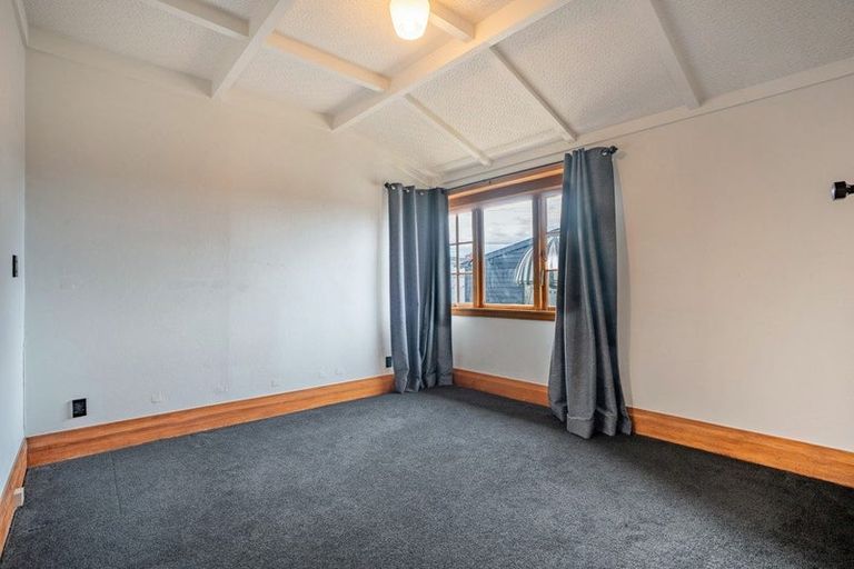Photo of property in 180 Cambridge Road, Hillcrest, Hamilton, 3216