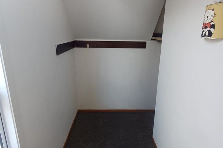 Photo of property in 3/118-122 Randwick Road, Moera, Lower Hutt, 5010