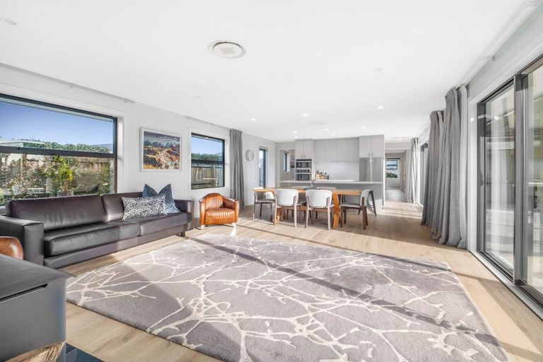 Photo of property in 12 Overton Place, Prebbleton, 7604