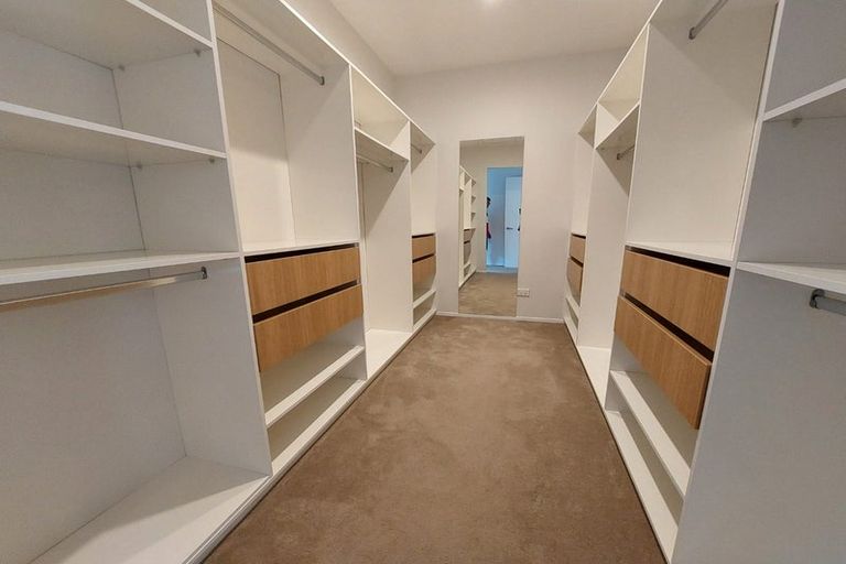 Photo of property in 28 Jelas Drive, Riverhead, 0820