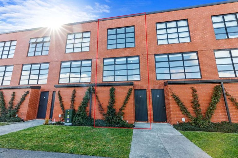 Photo of property in 17 Owens Place, Mount Maunganui, 3116