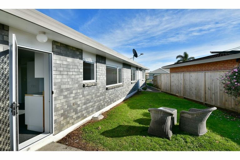 Photo of property in 34a Lakeside Drive, Orewa, 0931