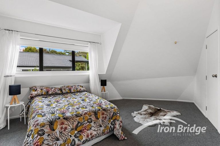 Photo of property in 41 Hewlett Road, Massey, Auckland, 0614