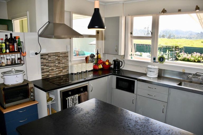 Photo of property in 3820 Karamea Highway, Little Wanganui, Karamea, 7893