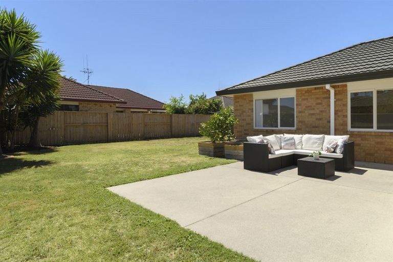Photo of property in 305 Gravatt Road, Papamoa Beach, Papamoa, 3118