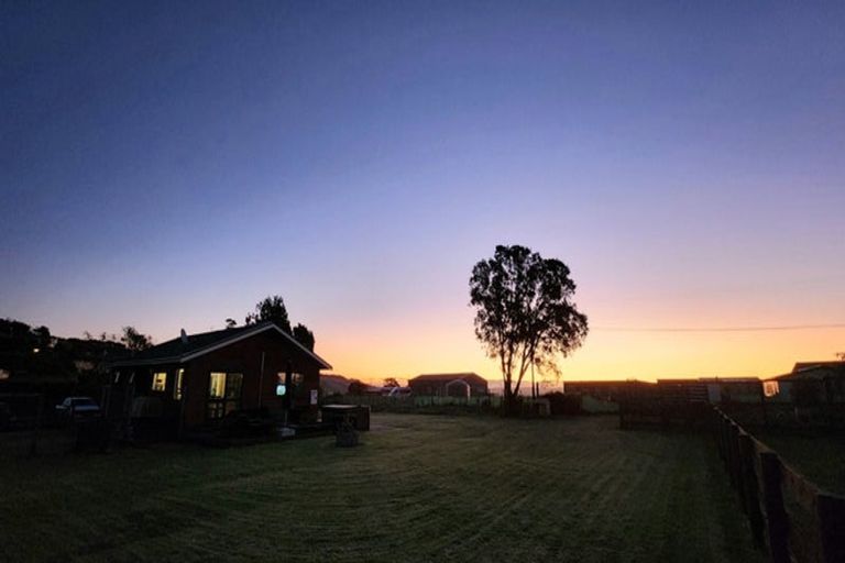 Photo of property in 145 Kohanga Road, Te Kohanga, Tuakau, 2693