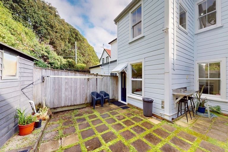 Photo of property in 293 Tinakori Road, Thorndon, Wellington, 6011