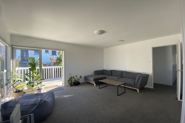 Photo of property in 380 East Coast Road, Sunnynook, Auckland, 0630