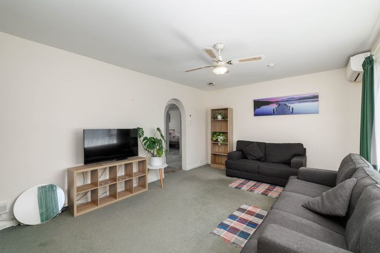 Photo of property in 37 Branston Street, Hornby, Christchurch, 8042