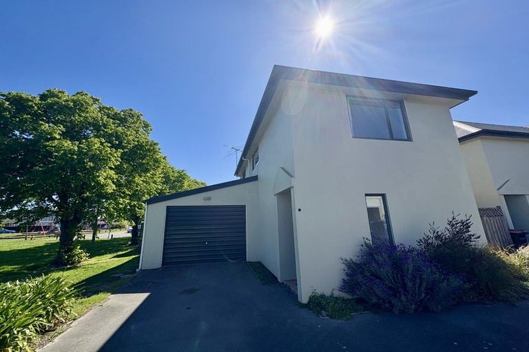 Photo of property in 3/2 Leamington Street, Addington, Christchurch, 8024