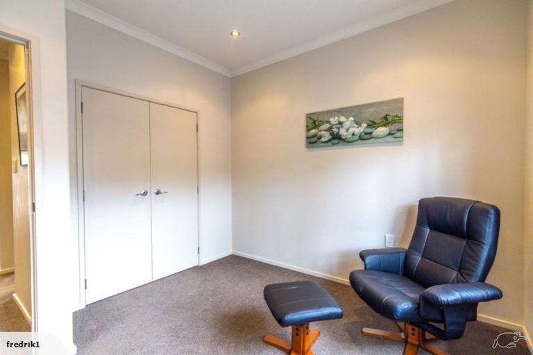 Photo of property in 14 Hampshire Court, Flagstaff, Hamilton, 3210