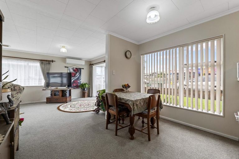 Photo of property in 1/36 Tukapa Street, Westown, New Plymouth, 4310