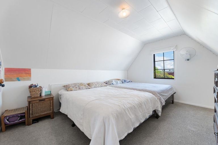 Photo of property in 16a Simpson Road, Papamoa Beach, Papamoa, 3118