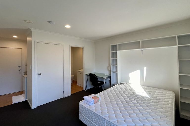 Photo of property in 2/54 May Street, Hamilton East, Hamilton, 3216