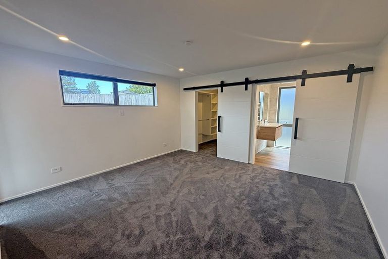 Photo of property in 11 Tapley Close, Halfway Bush, Dunedin, 9010